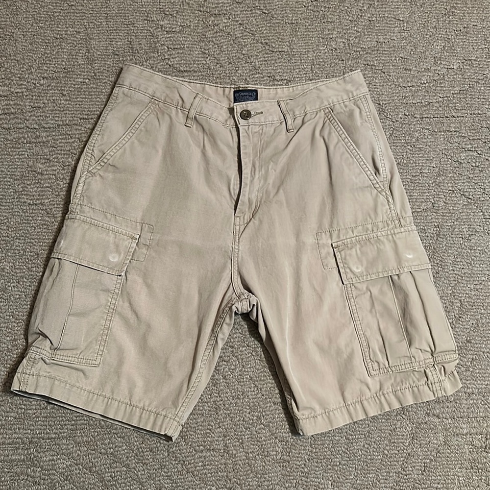 Levi’s Khaki Cargo Shorts